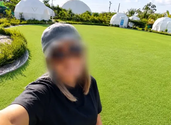 Alena, 35