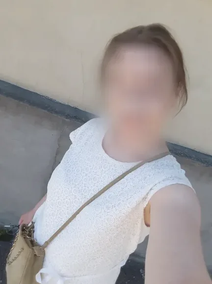 Alena, 37