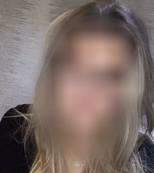 Corinna, 20