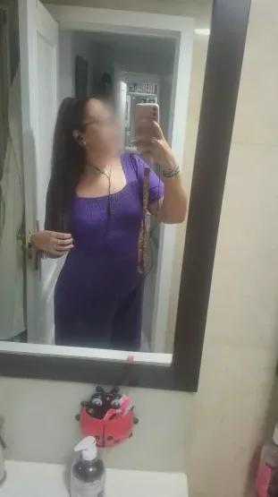 Elena, 34