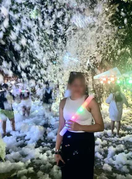 Elisa, 29