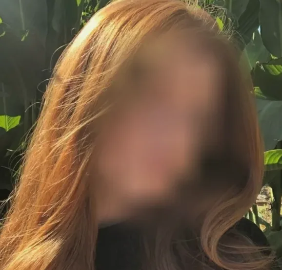 Jasmin, 23