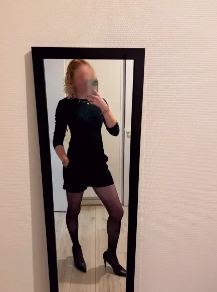 Marie, 25
