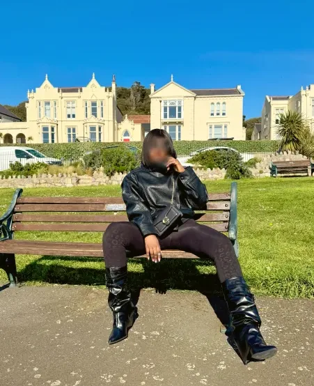 Marie, 27