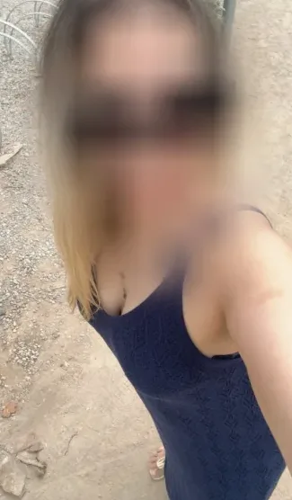 Mia, 40