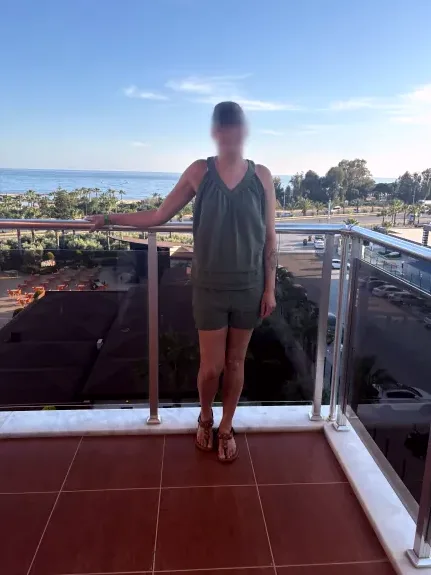 Nikolina, 38