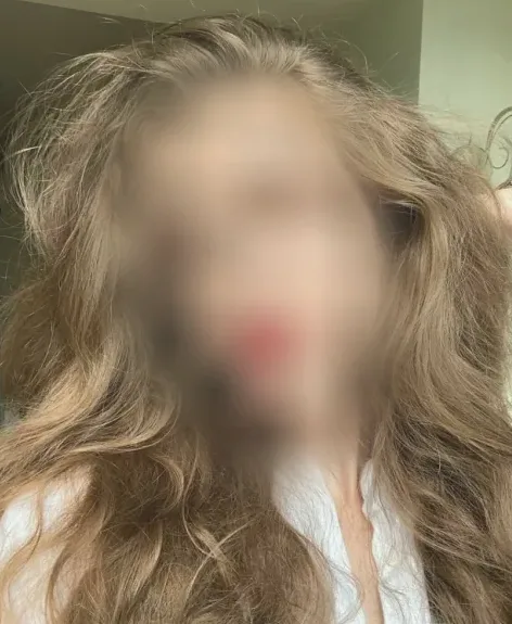 Pia, 20