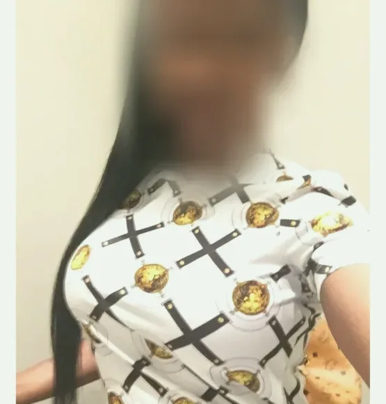 Sabine, 36