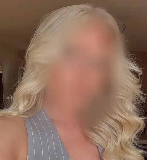 Selma, 35