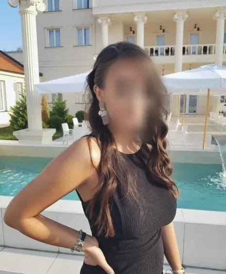 Tijana, 29